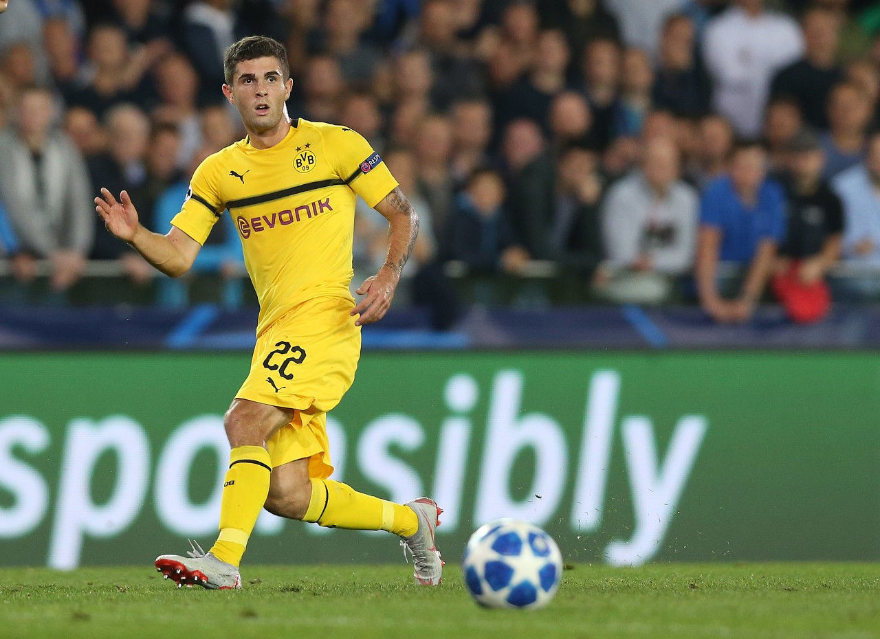 青岛男篮与 青岛男篮与