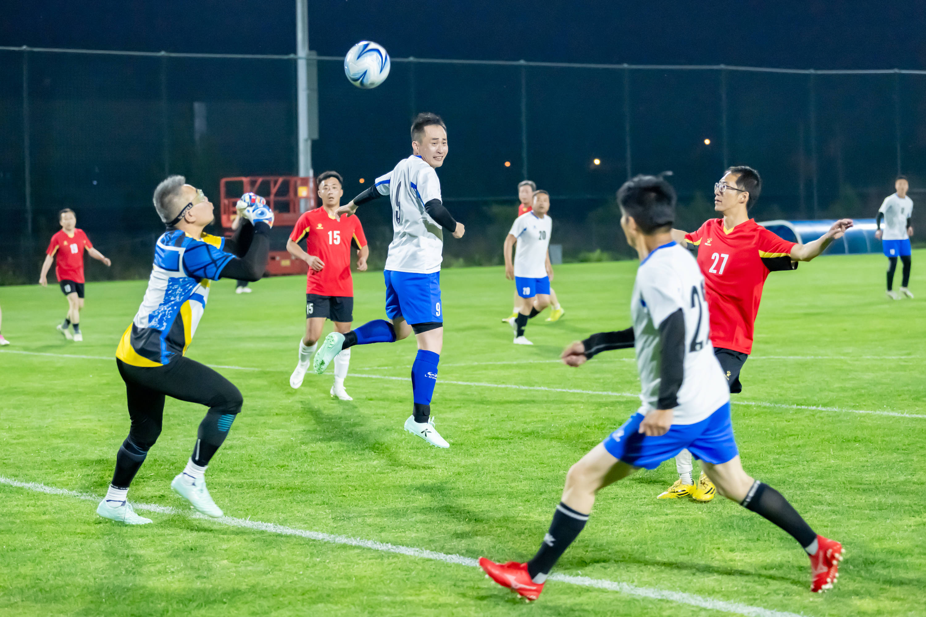 由于双方球 由于双方球