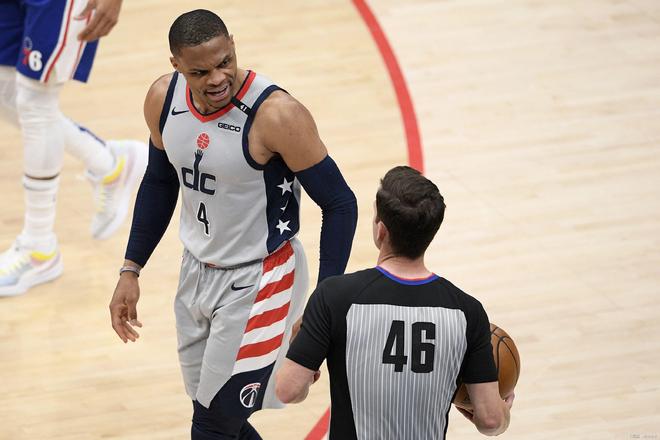 正式比赛中 正式比赛中