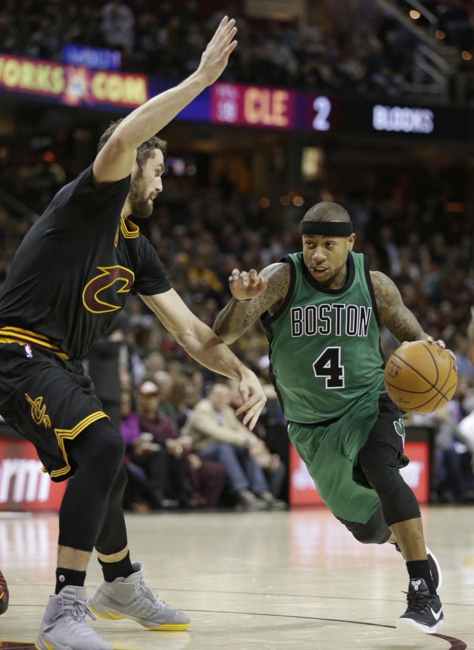 换进攻拉出 换进攻拉出