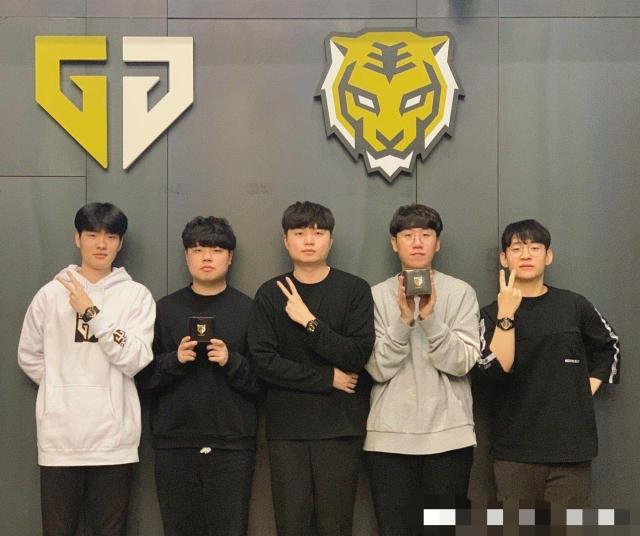 联赛下一步 联赛下一步